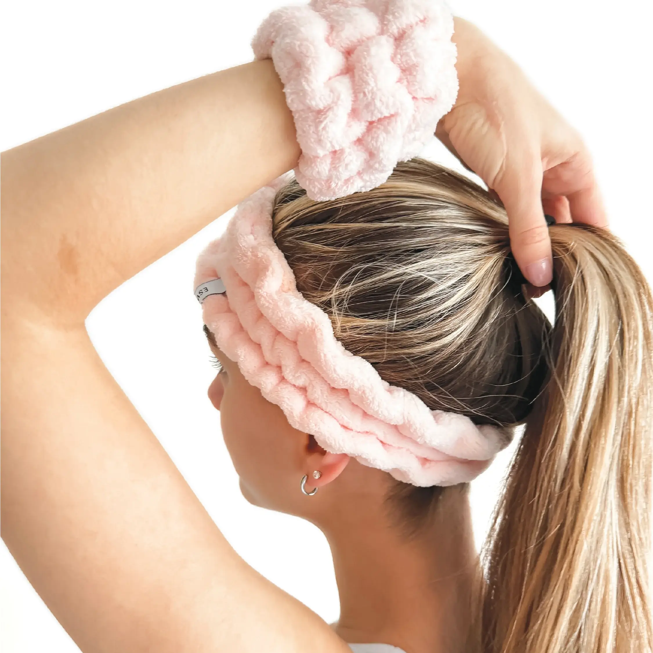 Skincare Headband & Wristbands (Set) - Image 4